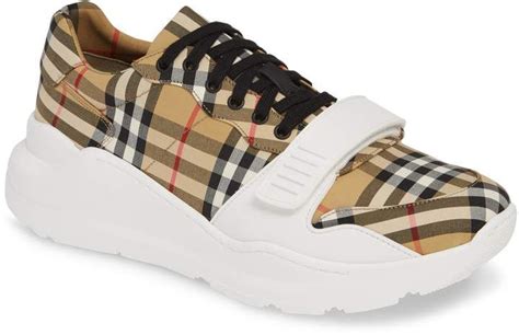 burberry shoes official website.